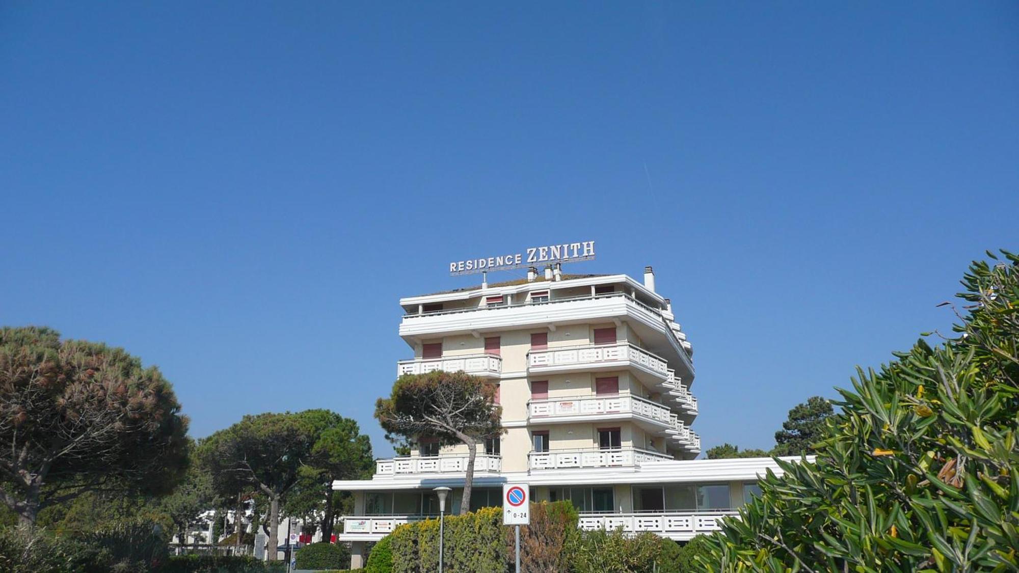Residence Zenith Каорле Экстерьер фото