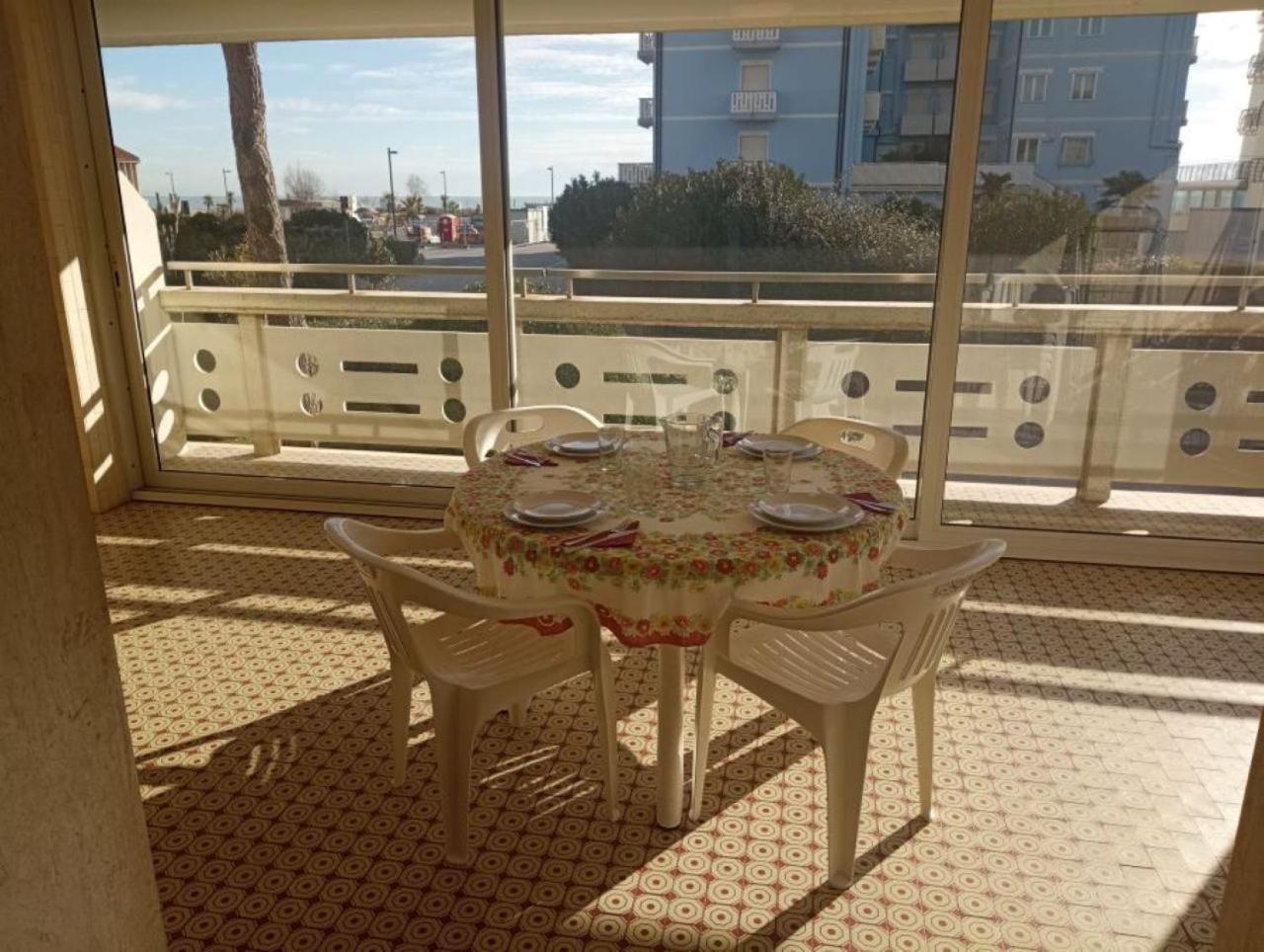 Residence Zenith Каорле Экстерьер фото