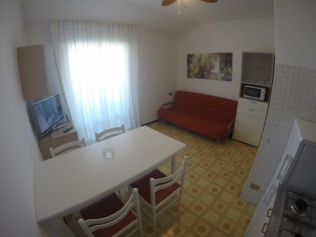 Residence Zenith Каорле Экстерьер фото