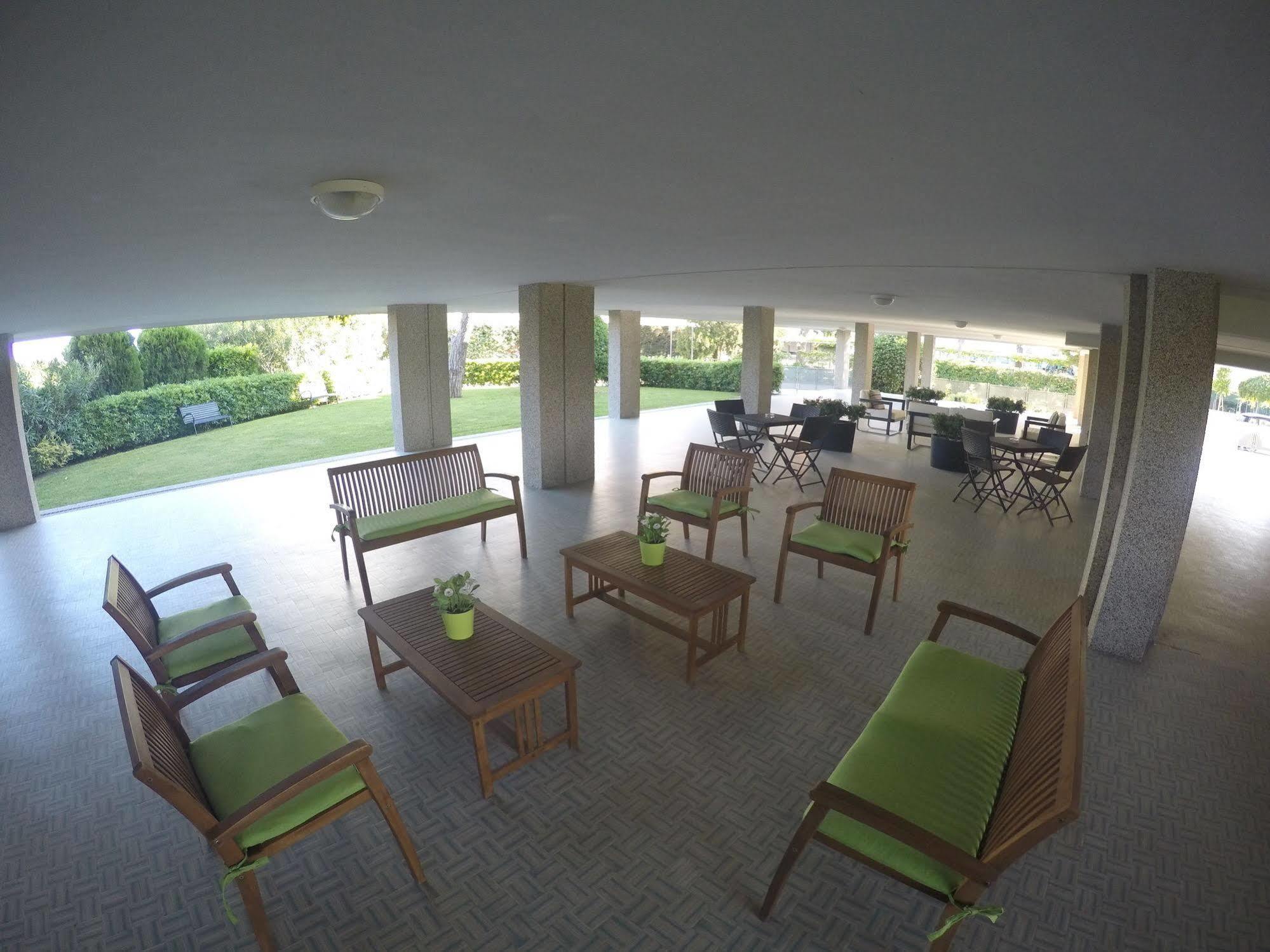 Residence Zenith Каорле Экстерьер фото
